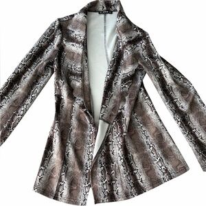 SHEIN Brown Snakeskin Blazer
